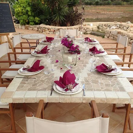 Hacienda D'armando فندق مبيت وإفطار *